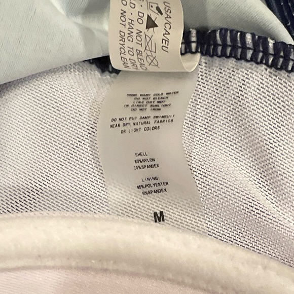 NWT Cocopear Wmns Blue Pink Floral off the shoulder coquette style swimsuit M - Picture 3 of 7